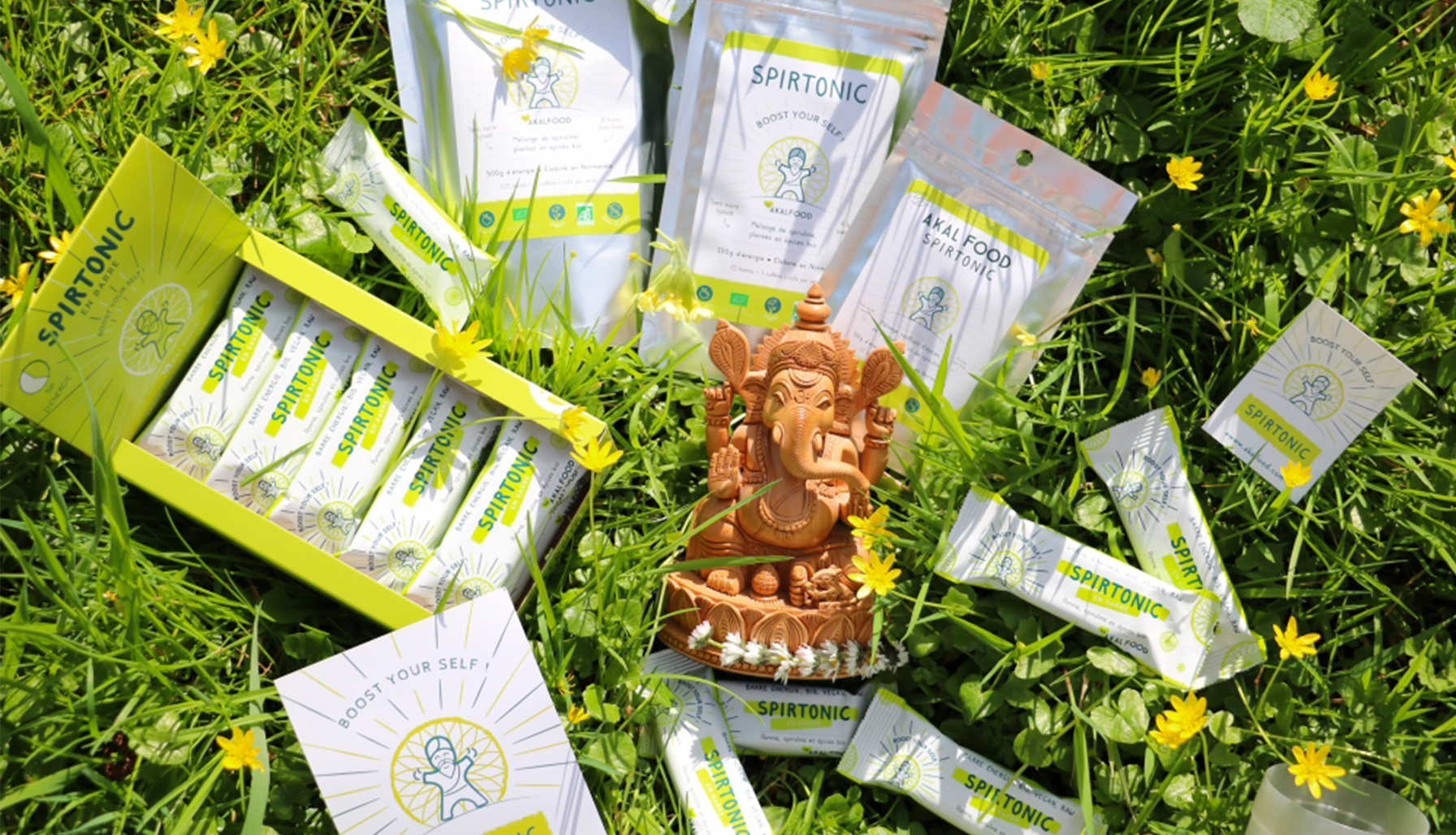 Yellowlab_Akal-Packaging_Produits_Dehors